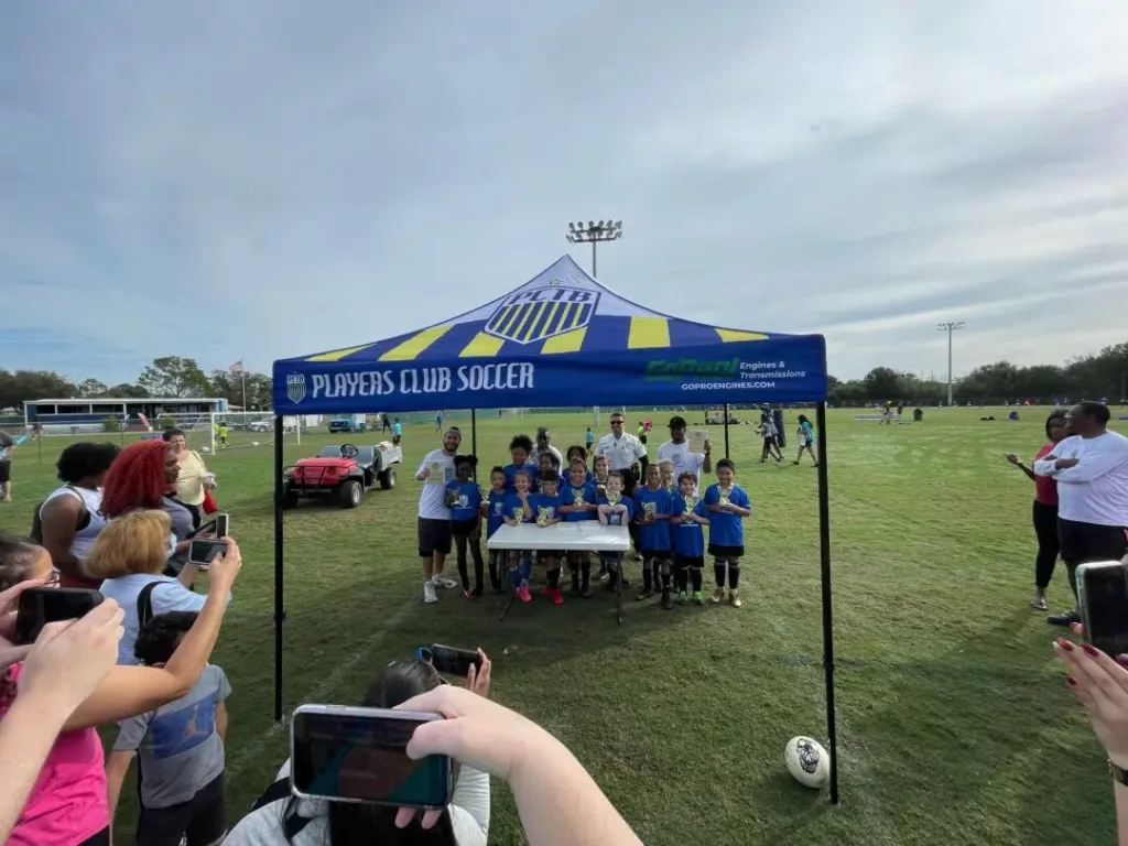 strike pop-up tent for soccer clubs